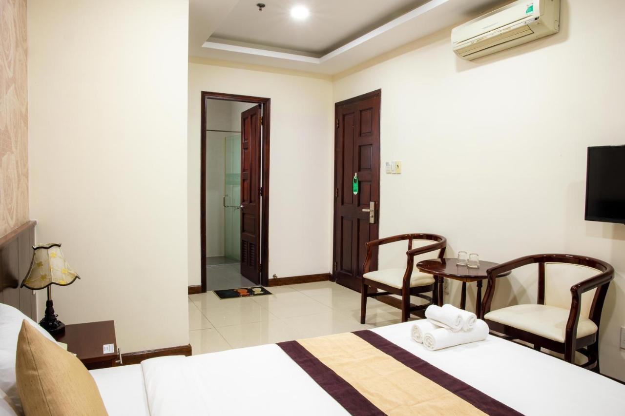 Luxury Hotel Hau Giang โฮจิมินห์ซิตี้ ภายนอก รูปภาพ